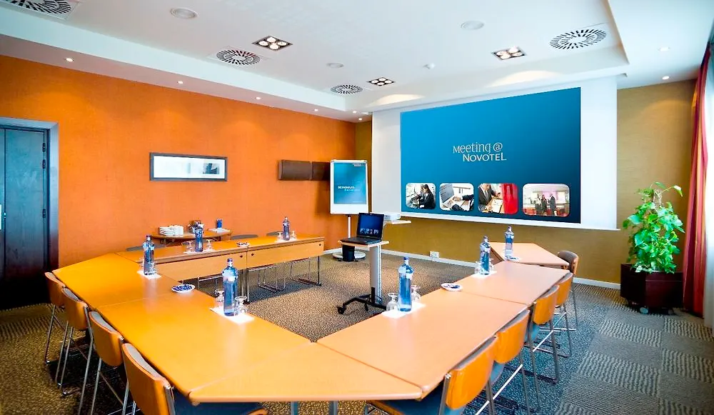 Ibis Cornella Hotel Cornella de Llobregat
