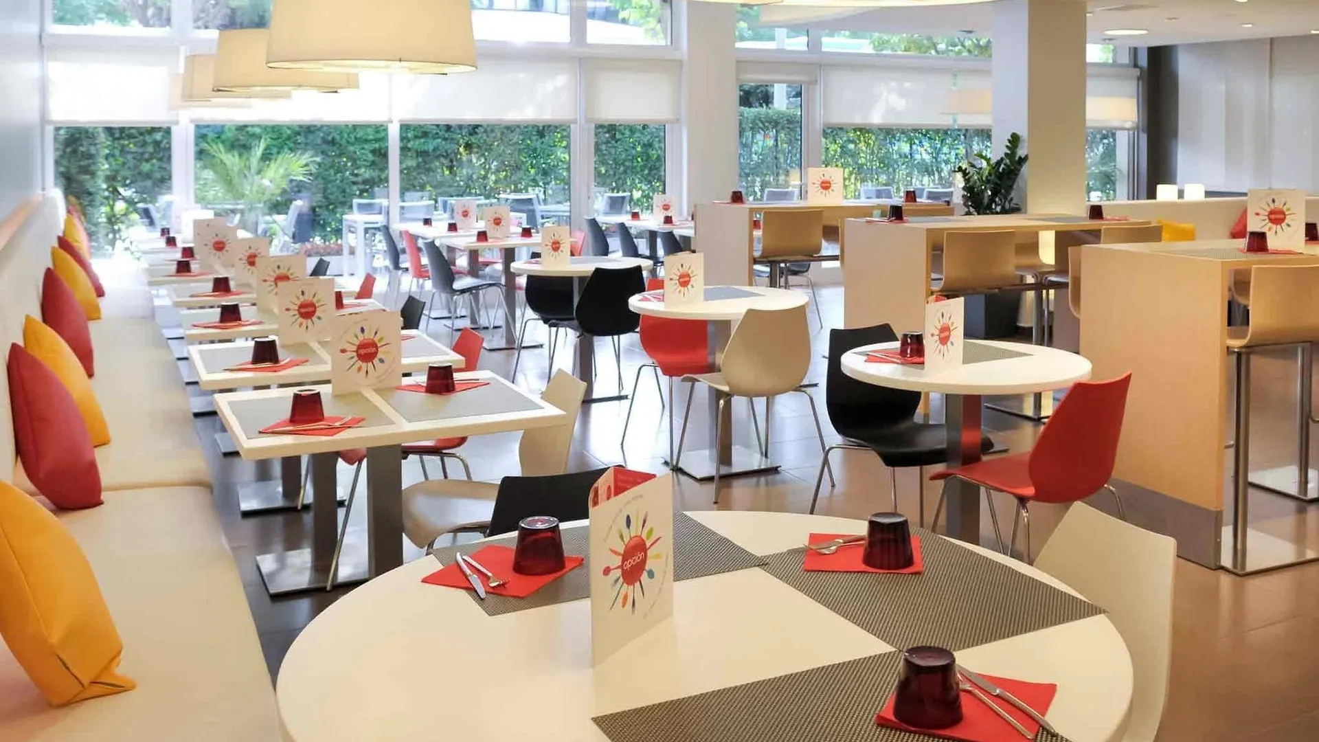 Ibis Cornella Hotel Cornella de Llobregat 2*,  Spain