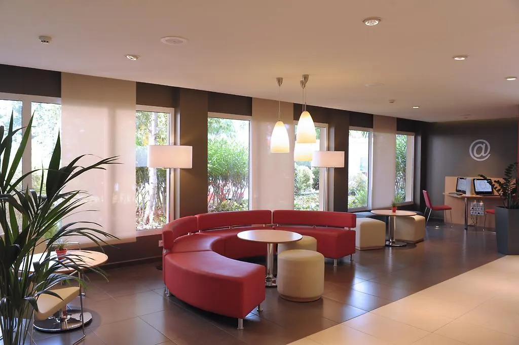 Ibis Cornella Hotel Cornella de Llobregat