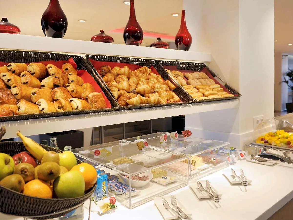 Ibis Cornella Hotel Cornella de Llobregat