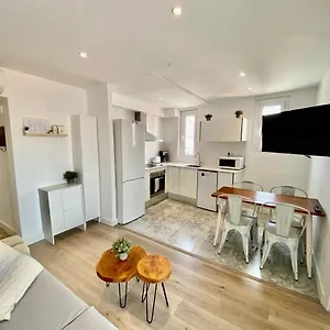 https://apartamento-rambla-cornell.catalonia-hotels.com