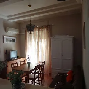 https://en-el-corazon-de-sevilla.es-andalucia.com