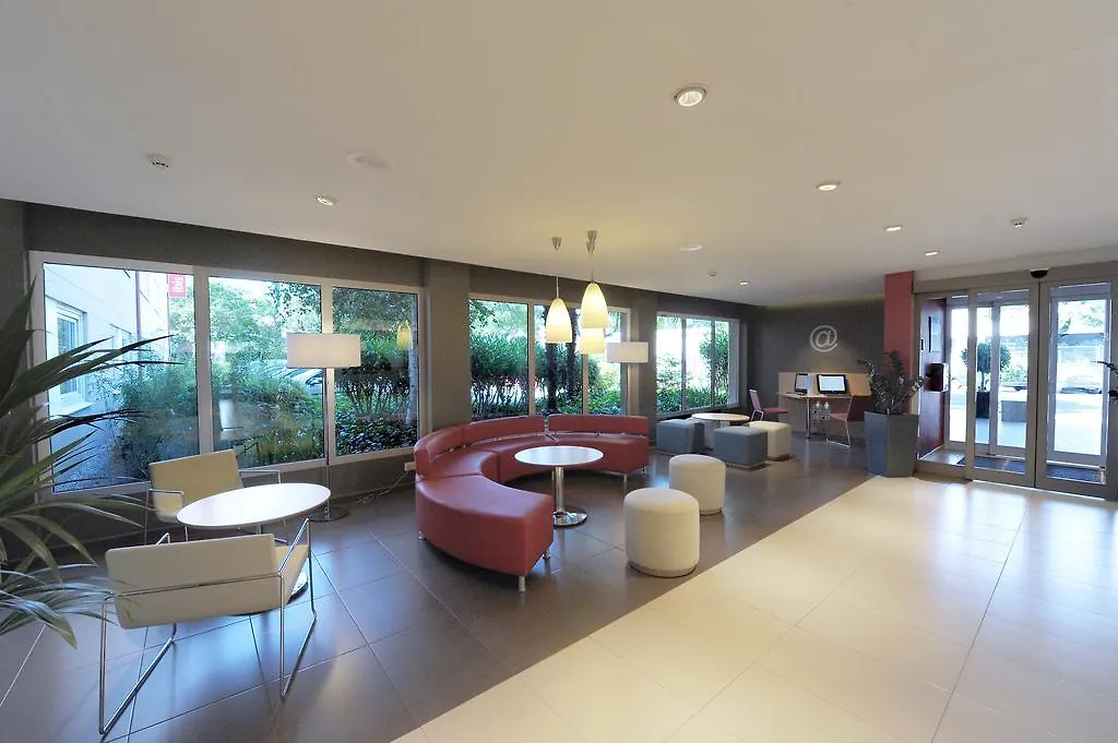 Hotel Ibis Cornella Cornellà de Llobregat