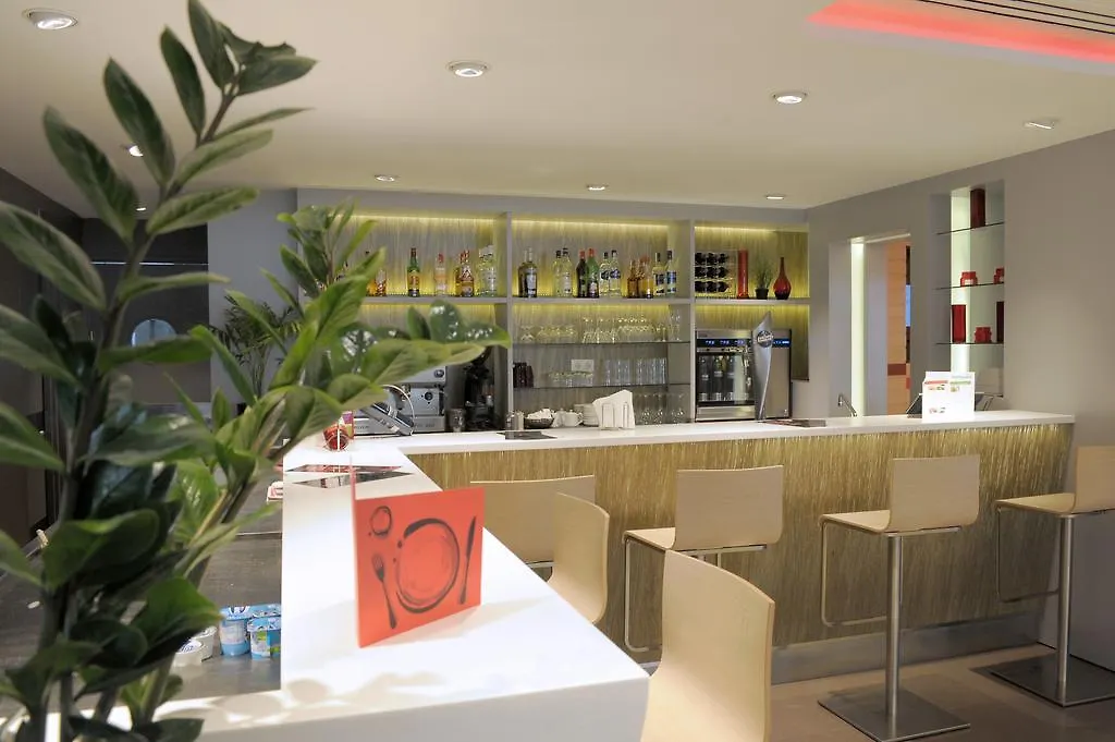 Hotel Ibis Cornella Cornellà de Llobregat